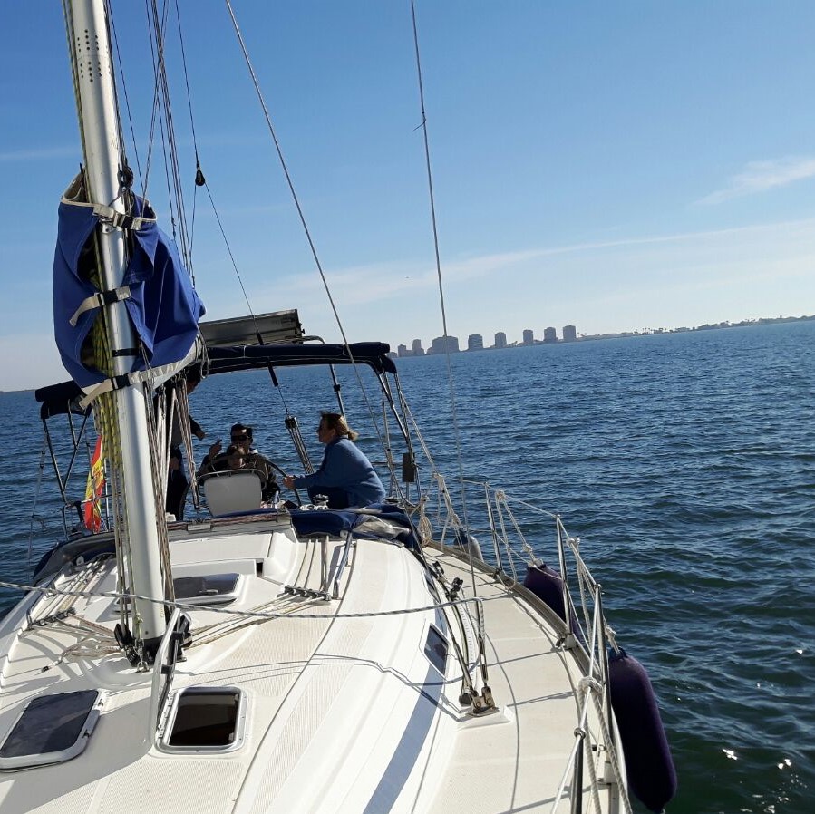 velero con patrón 2 horas las islas grosa y farallón