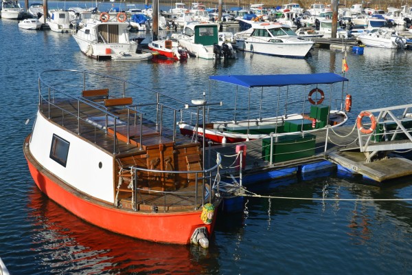 Estrella Del Norte. Barco-hotel